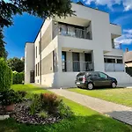 Mor8 Apartman Balatonalmádi